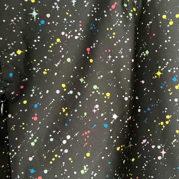 NWT girl’s Nike long sleeve shirt - Picture 2 of 5